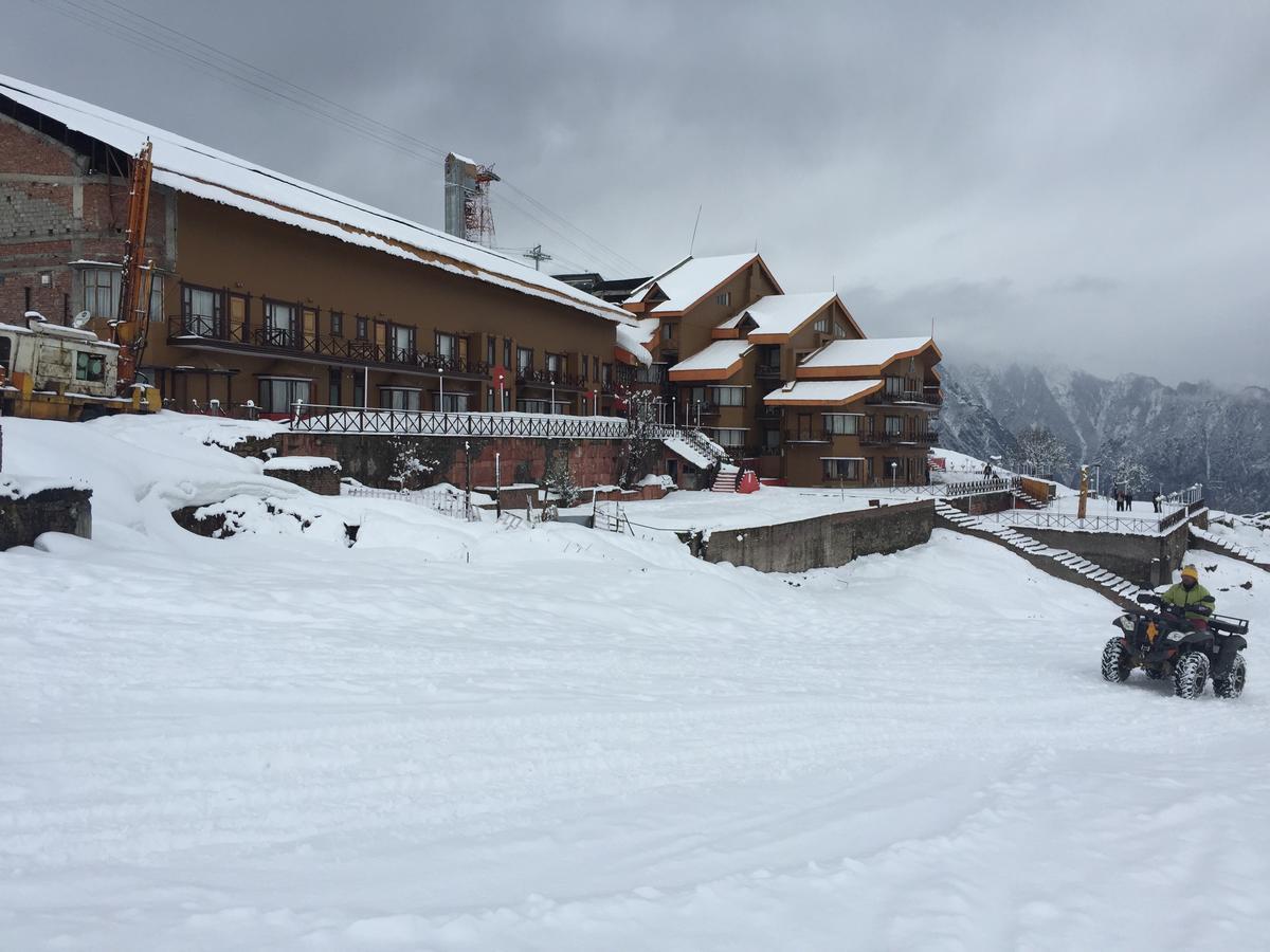 Clifftop Club Auli Joshimath Luaran gambar