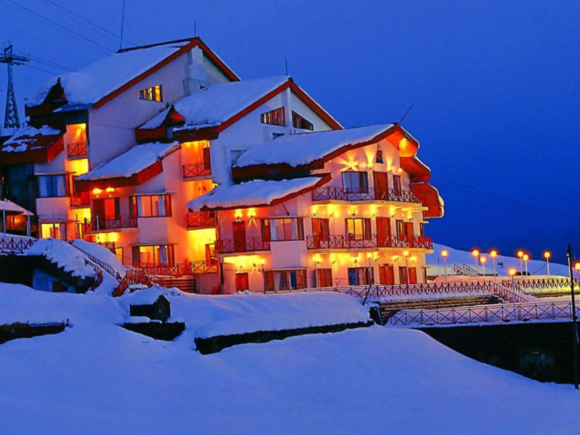 Clifftop Club Auli Joshimath Luaran gambar